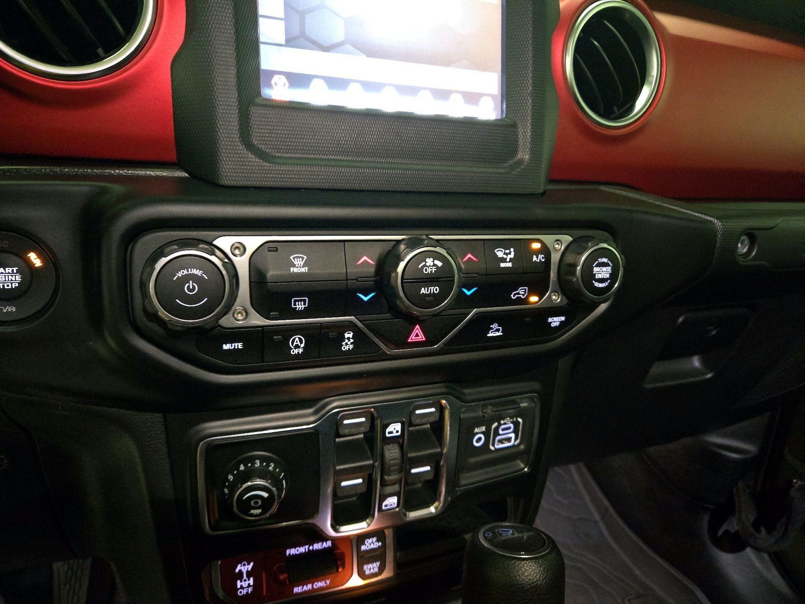 2021 Jeep Gladiator Rubicon - Photo 17