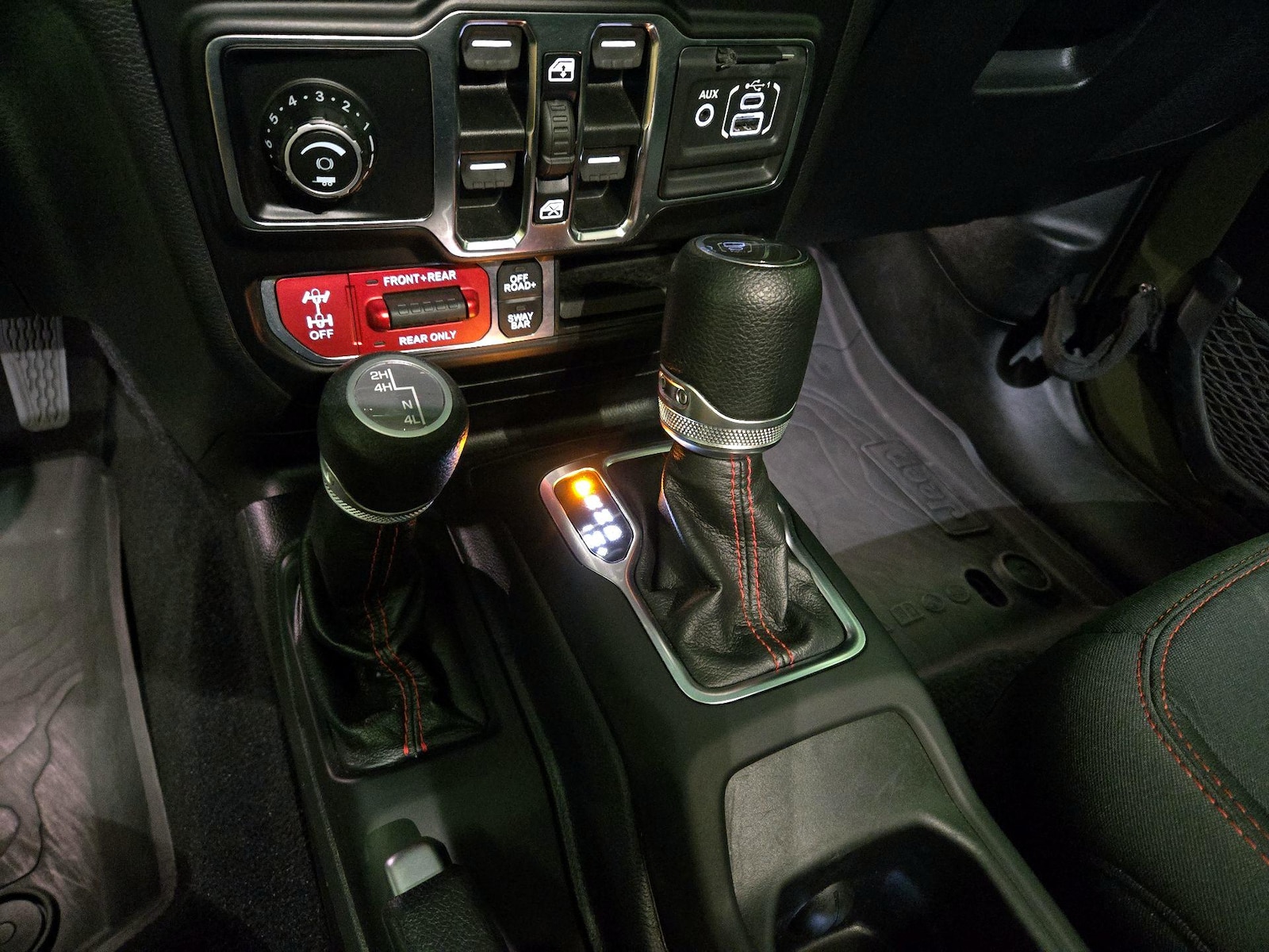 2021 Jeep Gladiator Rubicon - Photo 18