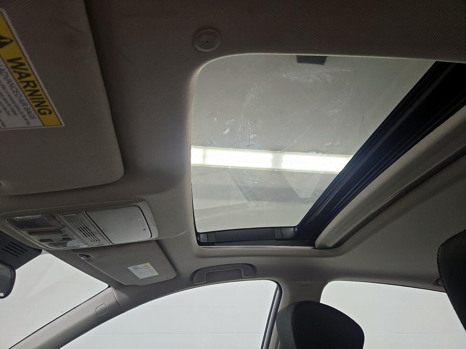 Sunroof(s) & Overhead Airbags