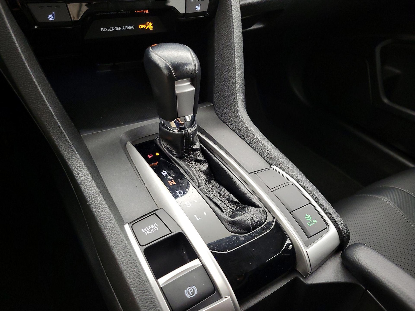 2017 Honda Civic EX-L - Photo 17