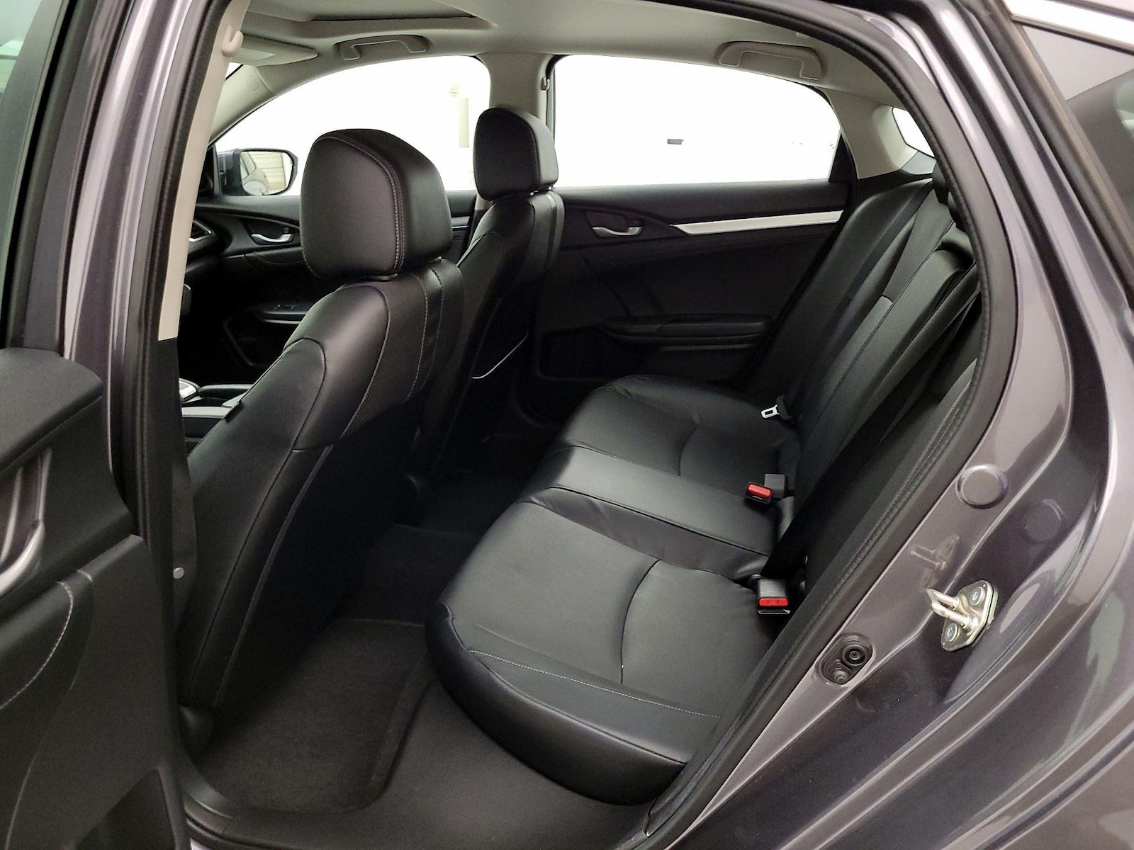 2017 Honda Civic EX-L - Photo 19