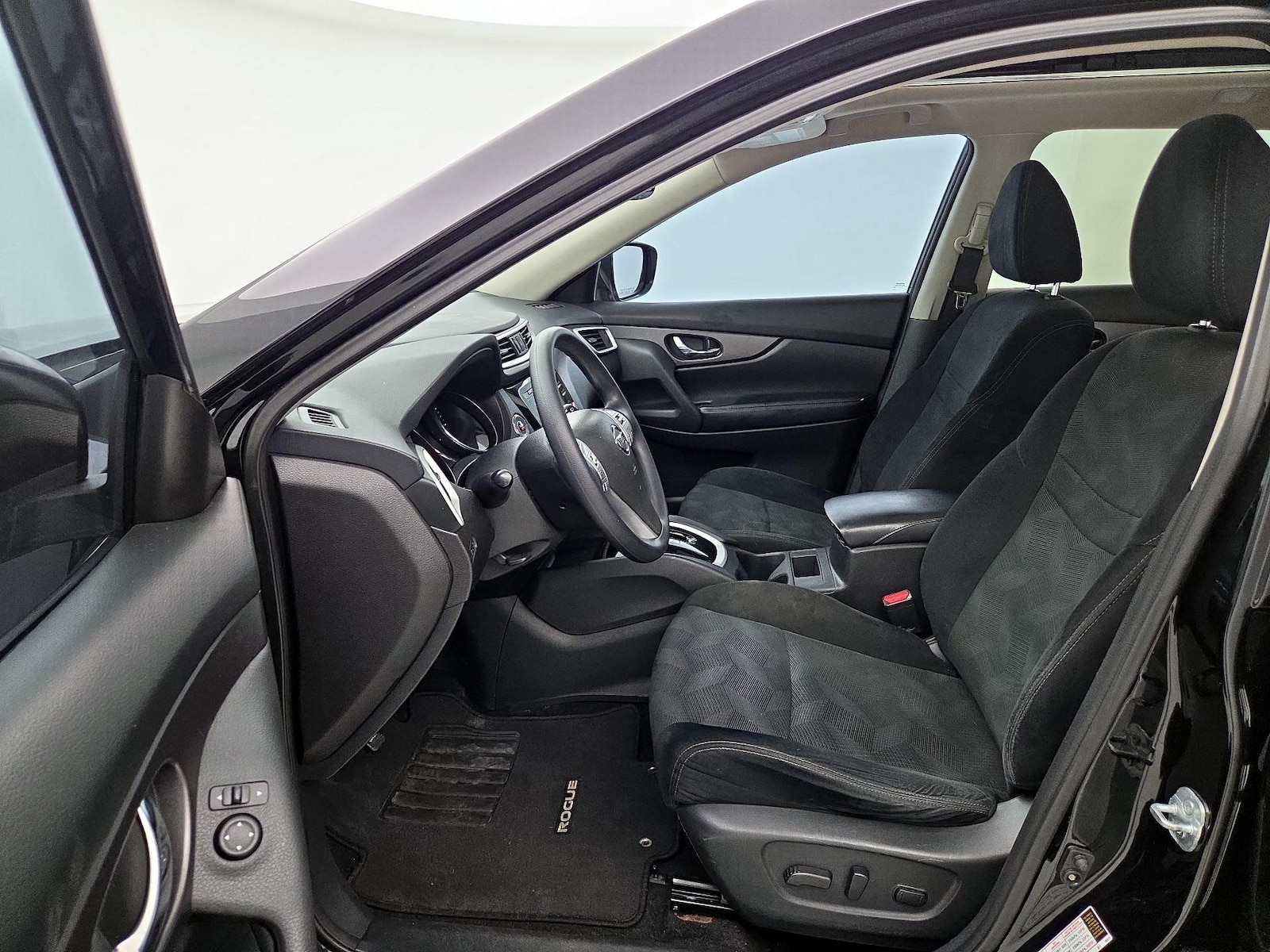 Power Seat(s) & Side Airbags