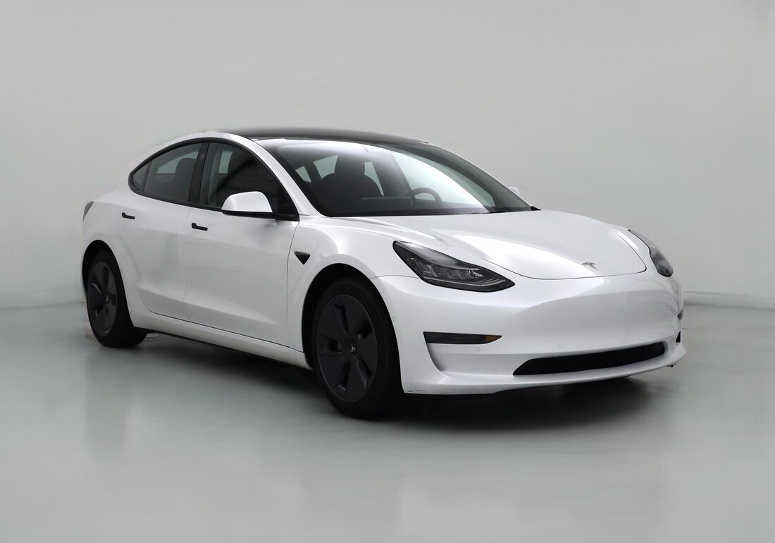 2022 Tesla Model 3 Long Range All-Wheel Drive in White — CarMax photo