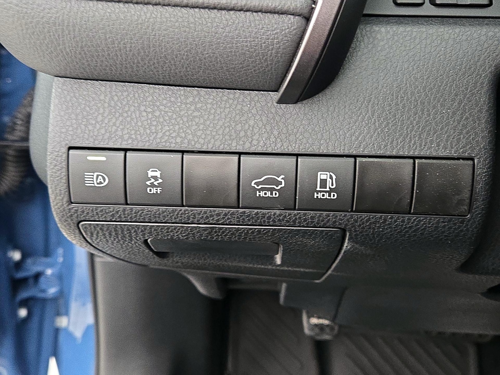 2024 Toyota Camry SE - Photo 14