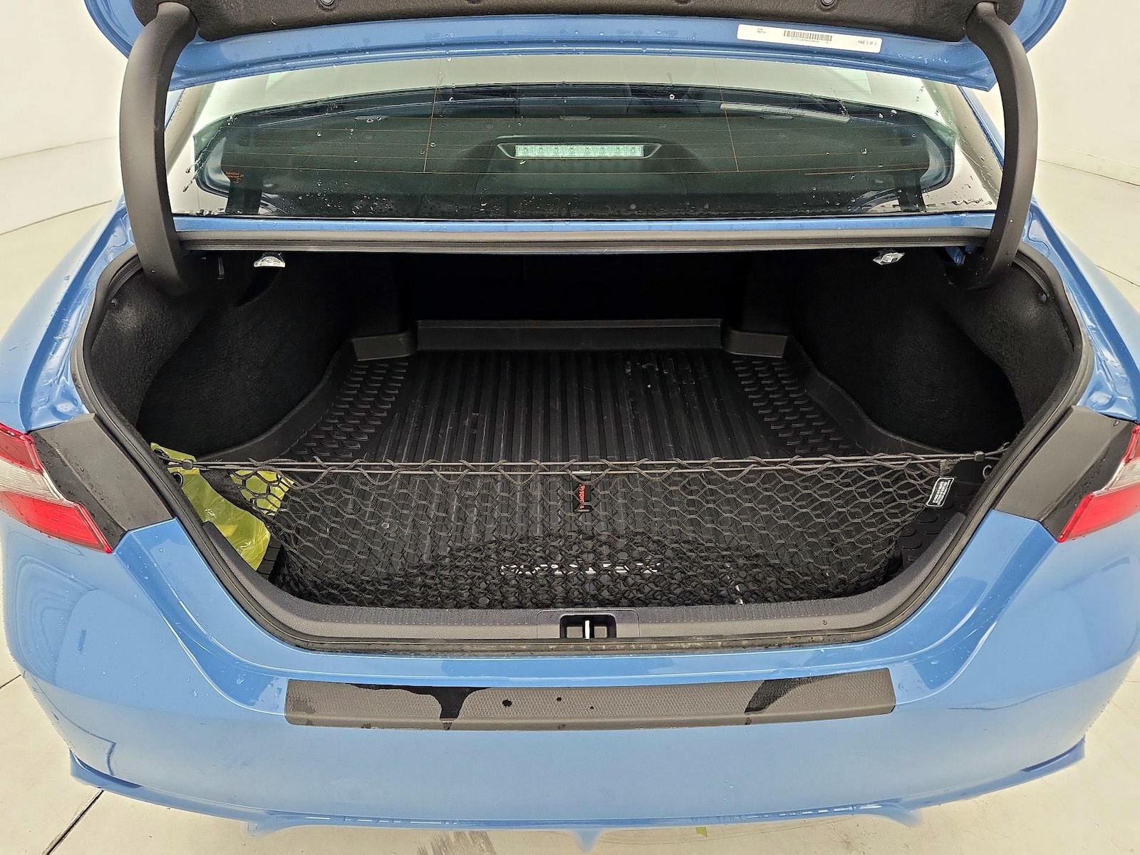 2024 Toyota Camry SE - Photo 22