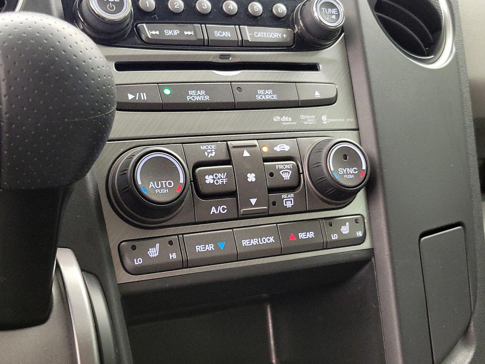 2015 Honda Pilot Touring - Photo 18