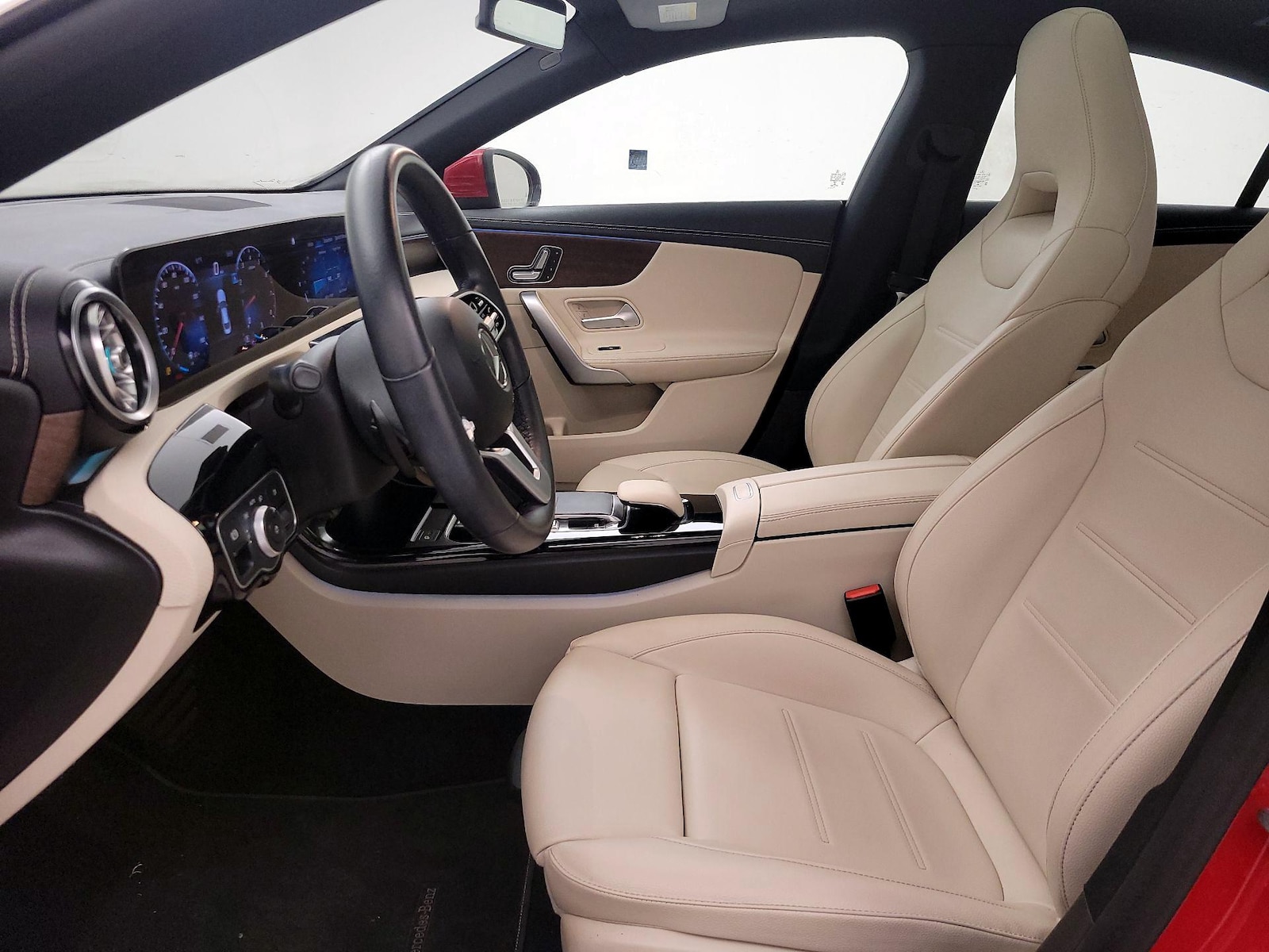 Power Seat(s) & Side Airbags