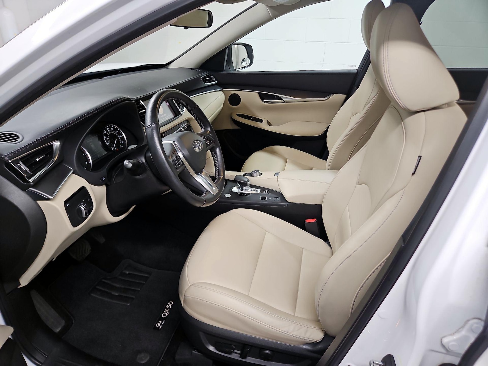 Power Seat(s) & Side Airbags