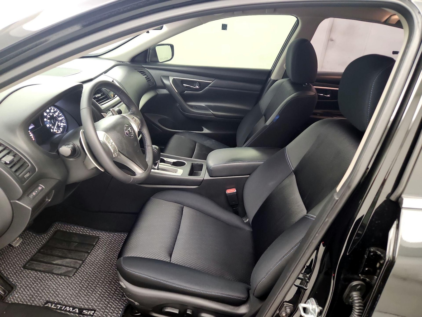 Power Seat(s) & Side Airbags