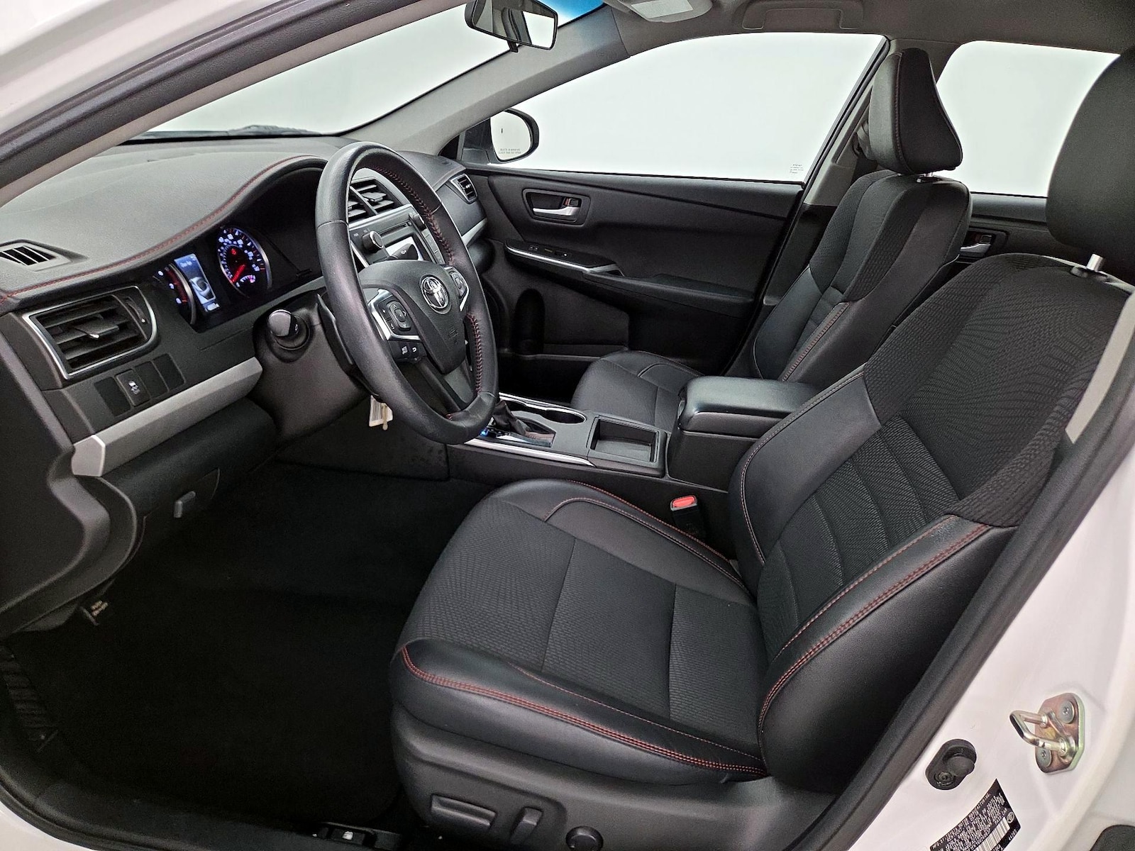 Power Seat(s) & Side Airbags