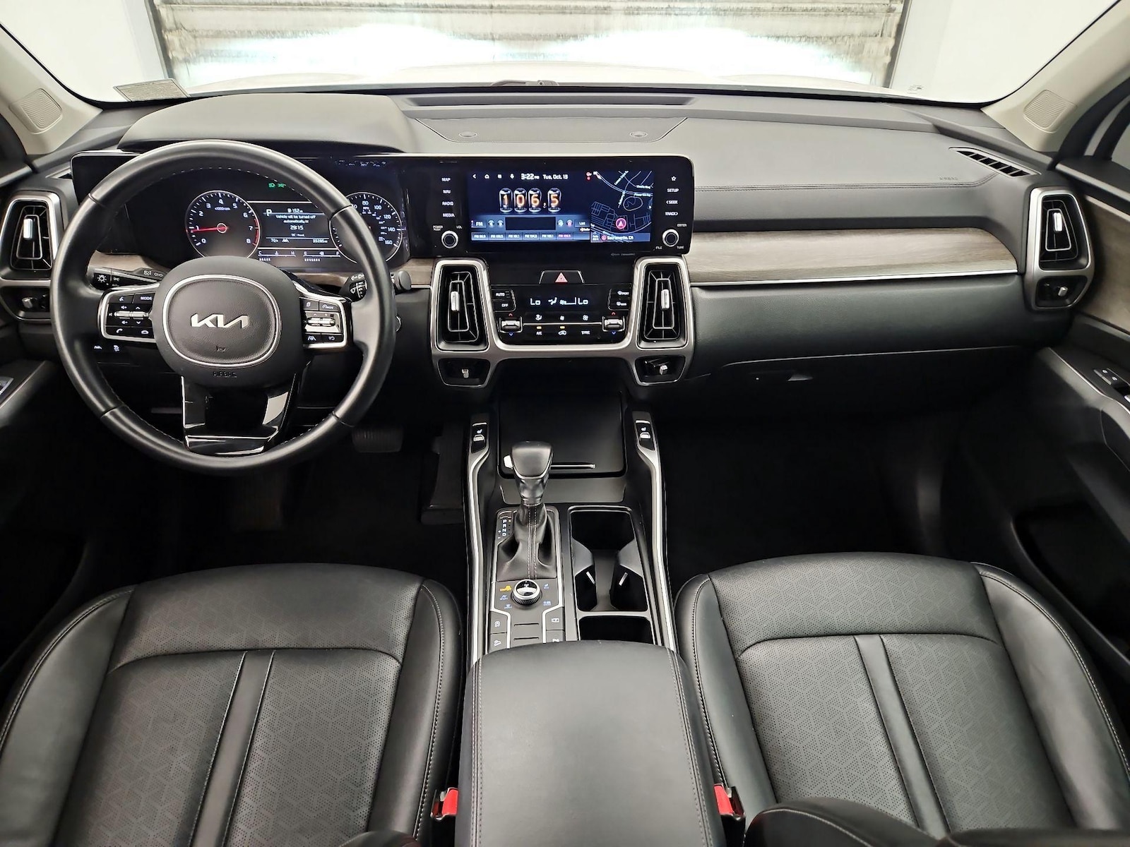 Apple CarPlay® & Android Auto™