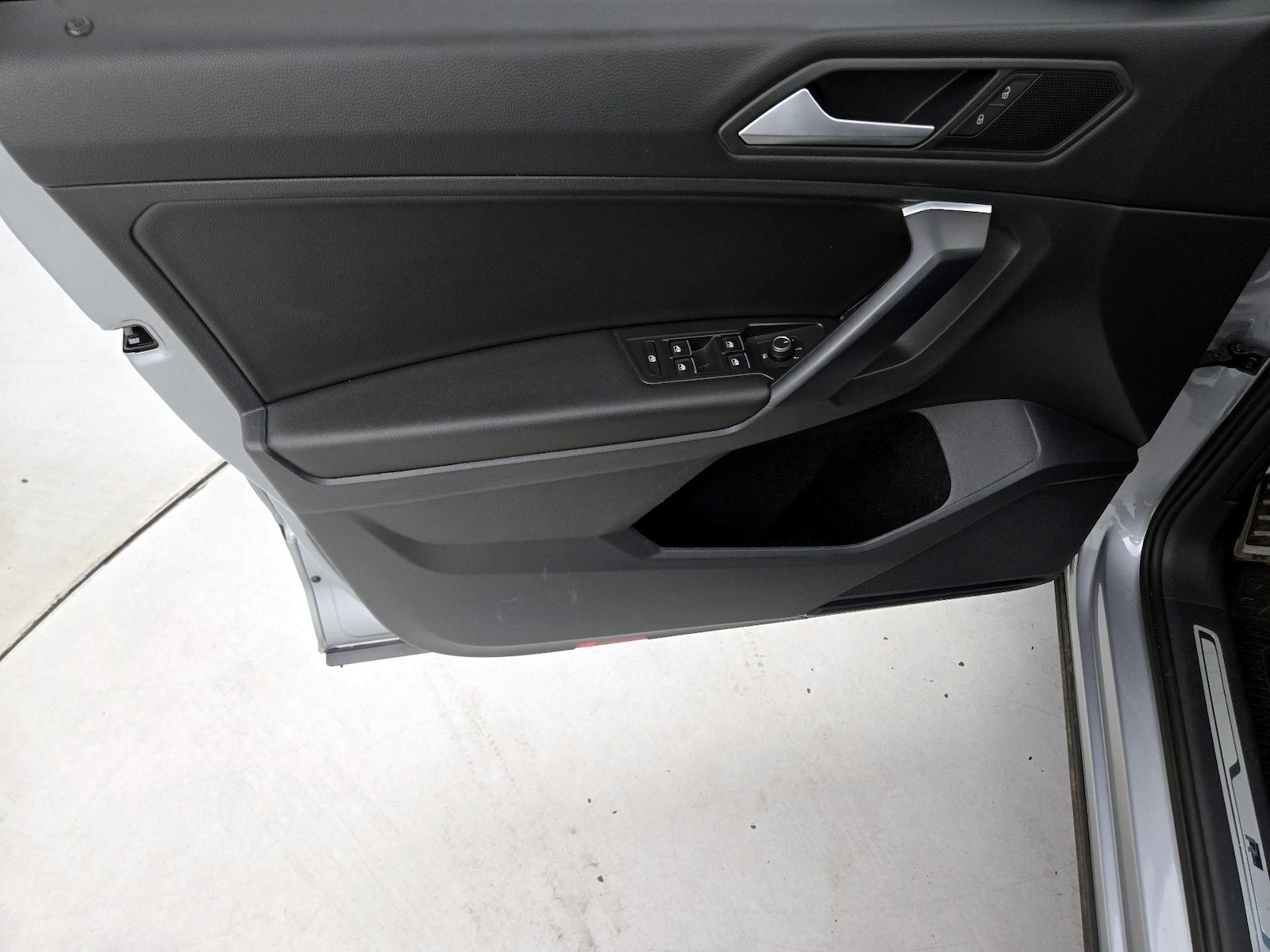 2021 Volkswagen Tiguan SE R-LINE BLACK - Photo 13