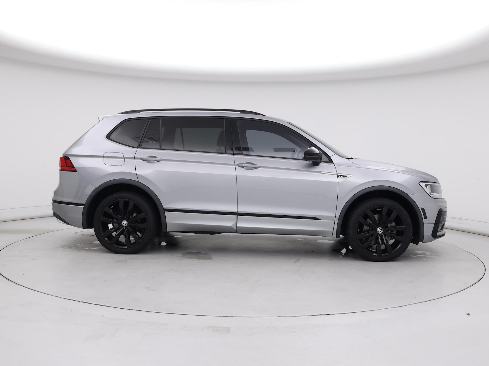 2021 Volkswagen Tiguan SE R-LINE BLACK - Photo 8