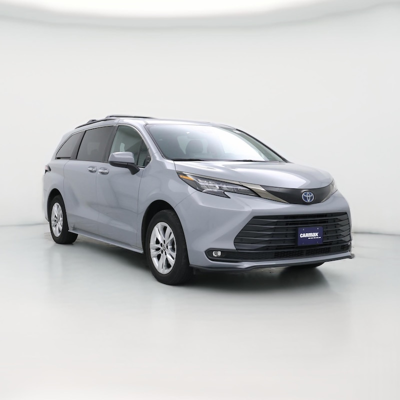 2022 Toyota Sienna Hybrid Woodland Edition
