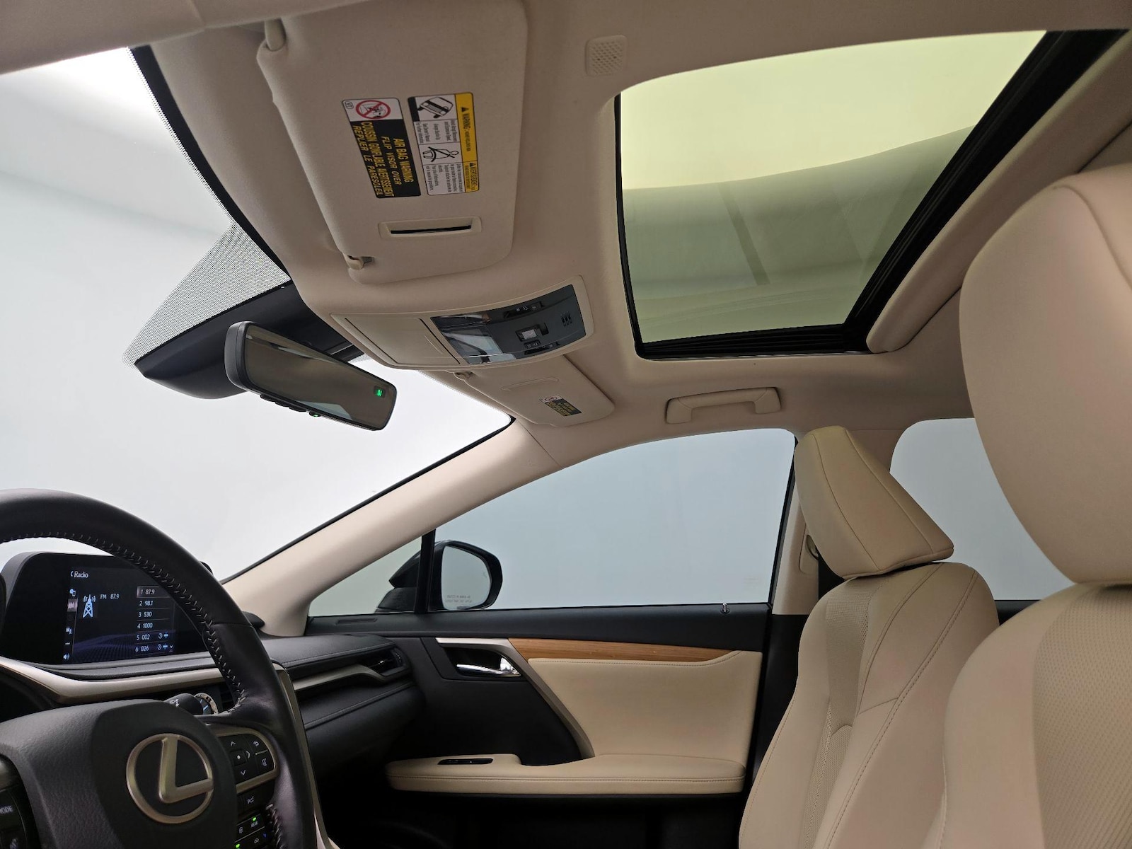 Sunroof(s) & Overhead Airbags