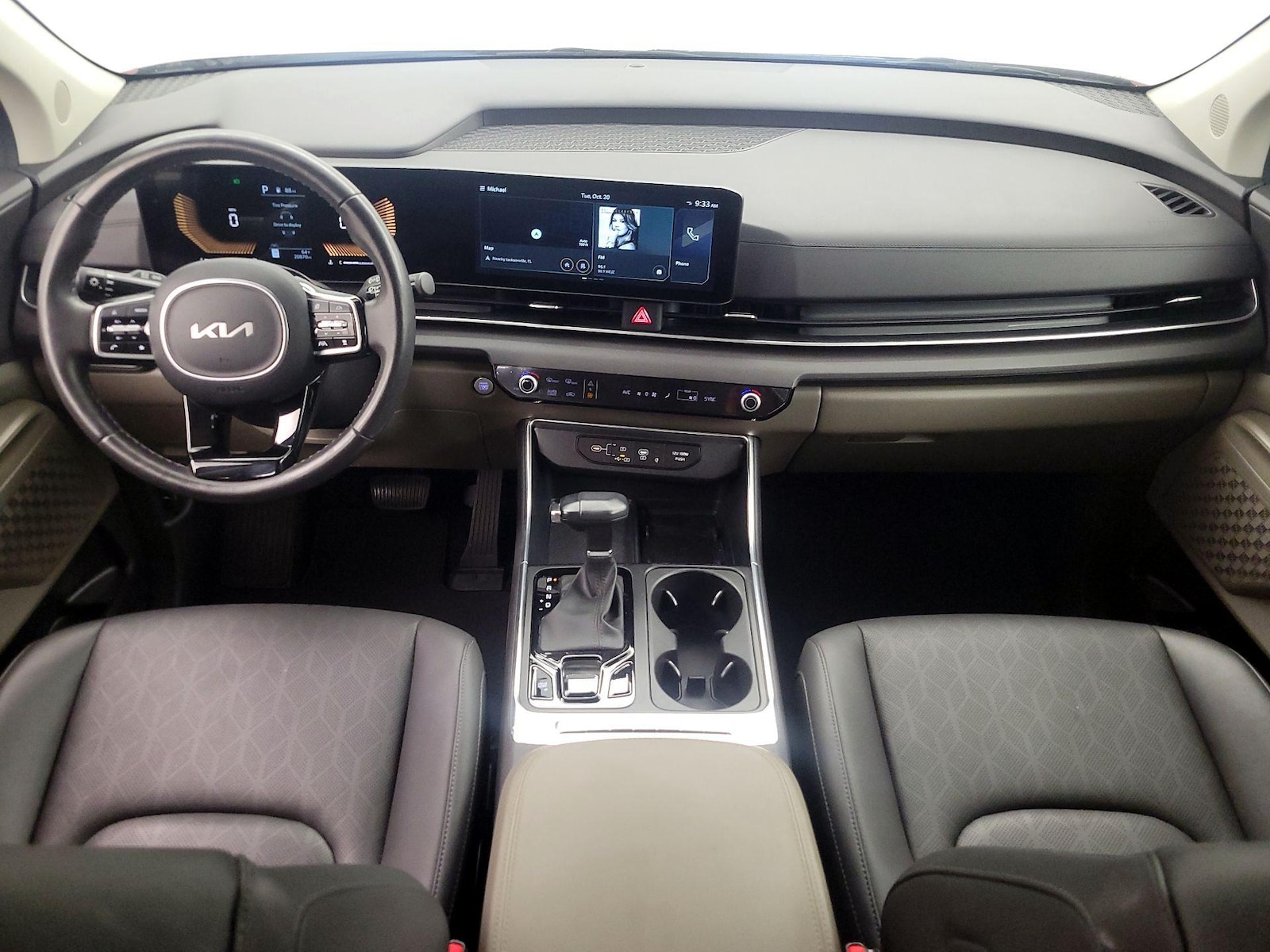 Apple CarPlay® & Android Auto™