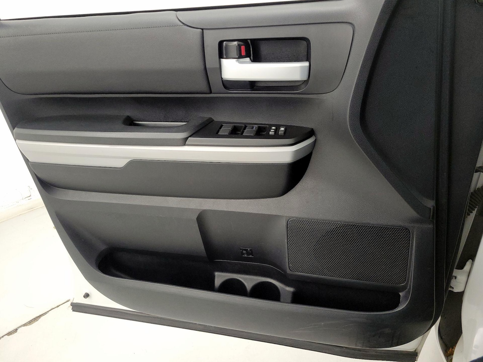 2018 Toyota Tundra SR5 - Photo 13