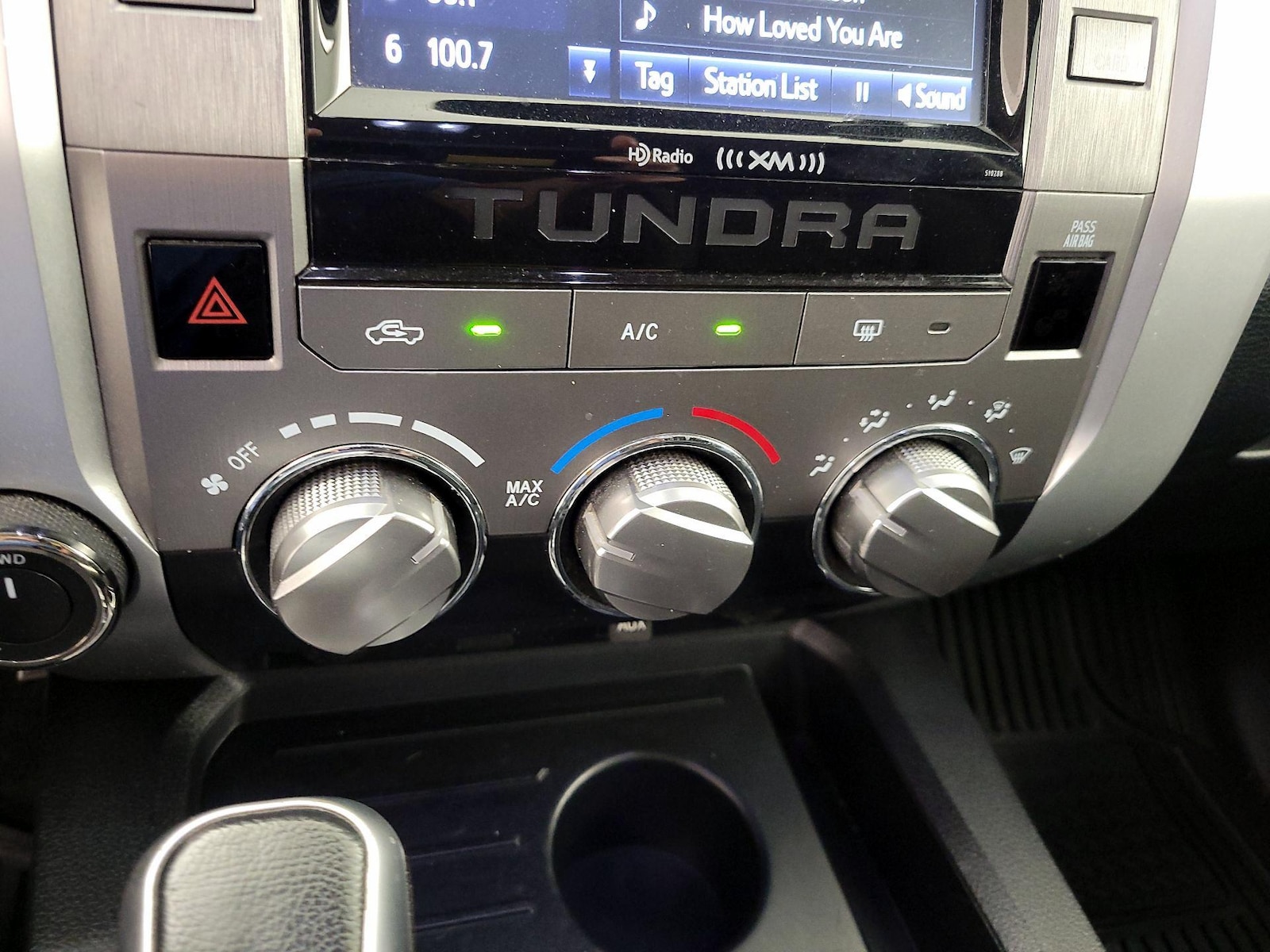 2018 Toyota Tundra SR5 - Photo 17