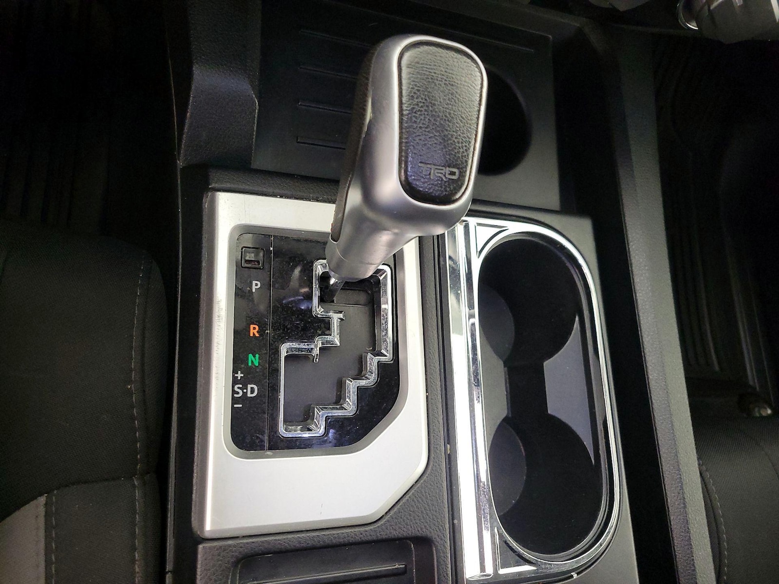 2018 Toyota Tundra SR5 - Photo 18