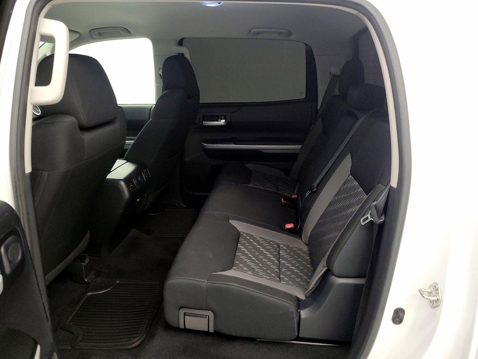 2018 Toyota Tundra SR5 - Photo 20