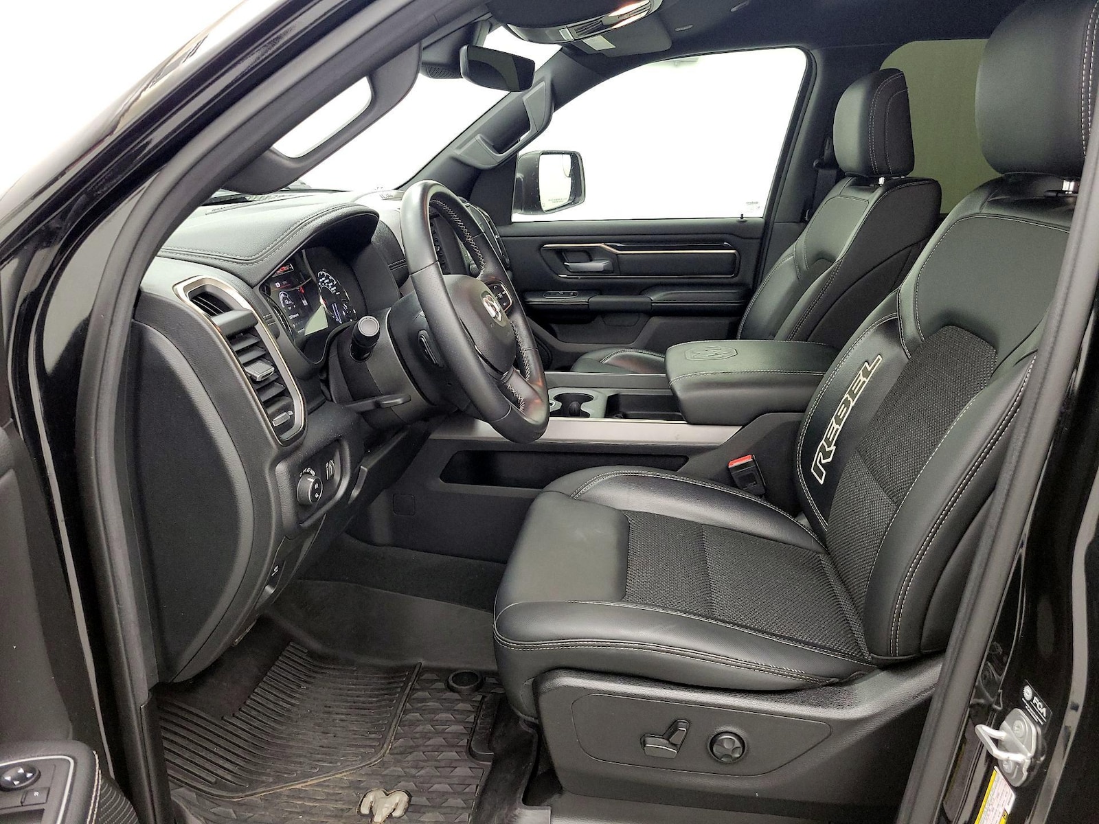 Power Seat(s) & Side Airbags