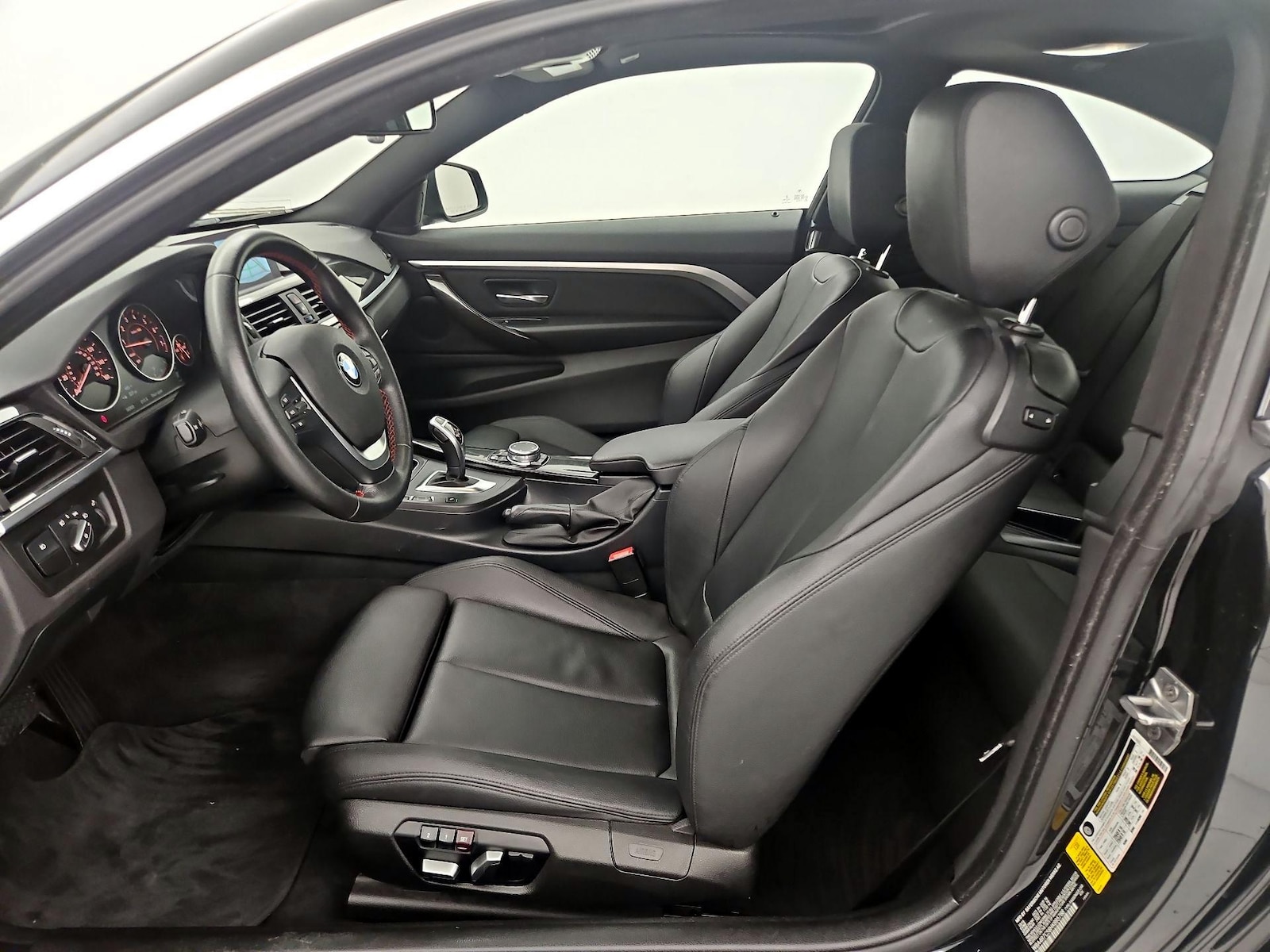 Power Seat(s) & Side Airbags
