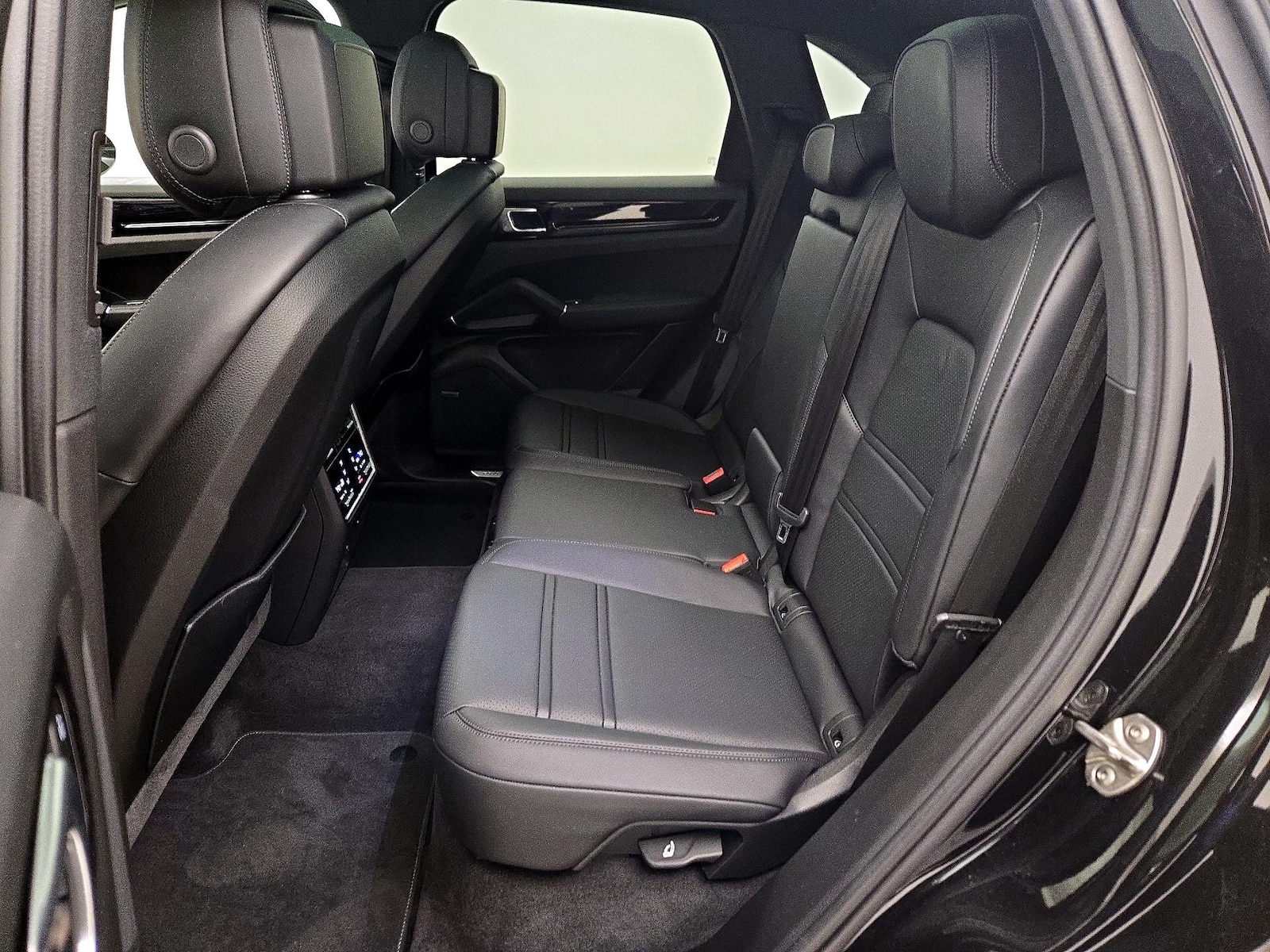 Rear Air Conditioning