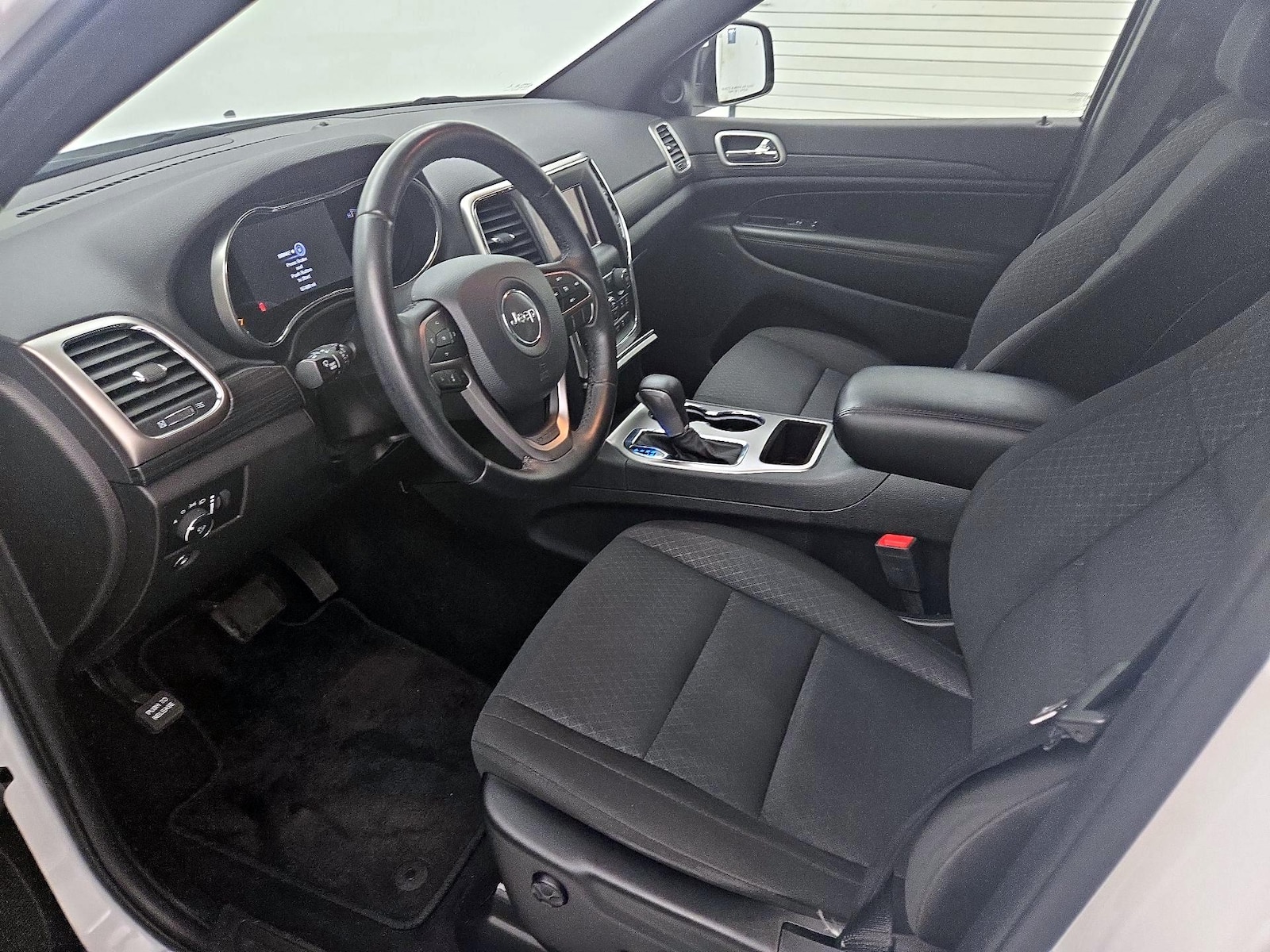 Power Seat(s) & Side Airbags