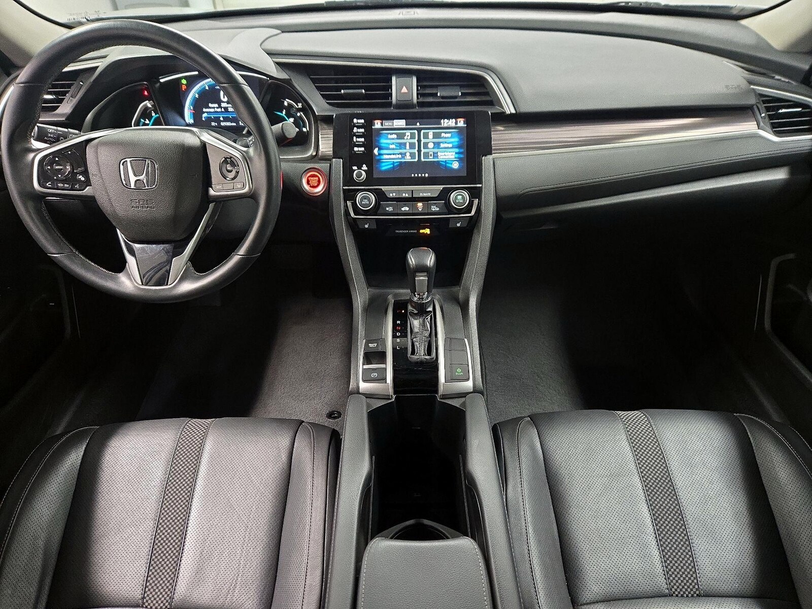 Apple CarPlay® & Android Auto™