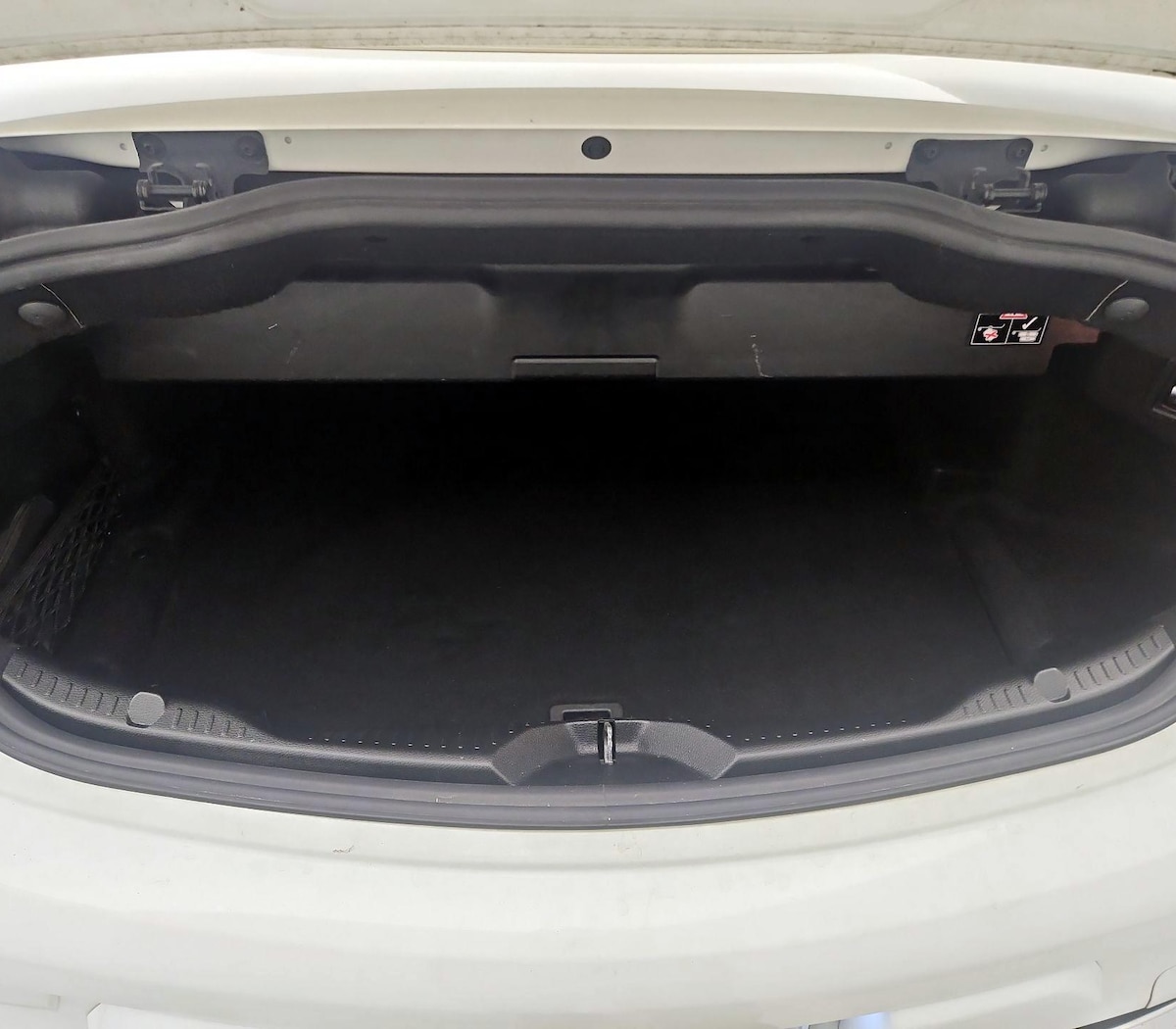 Trunk/Cargo (Seats Up)