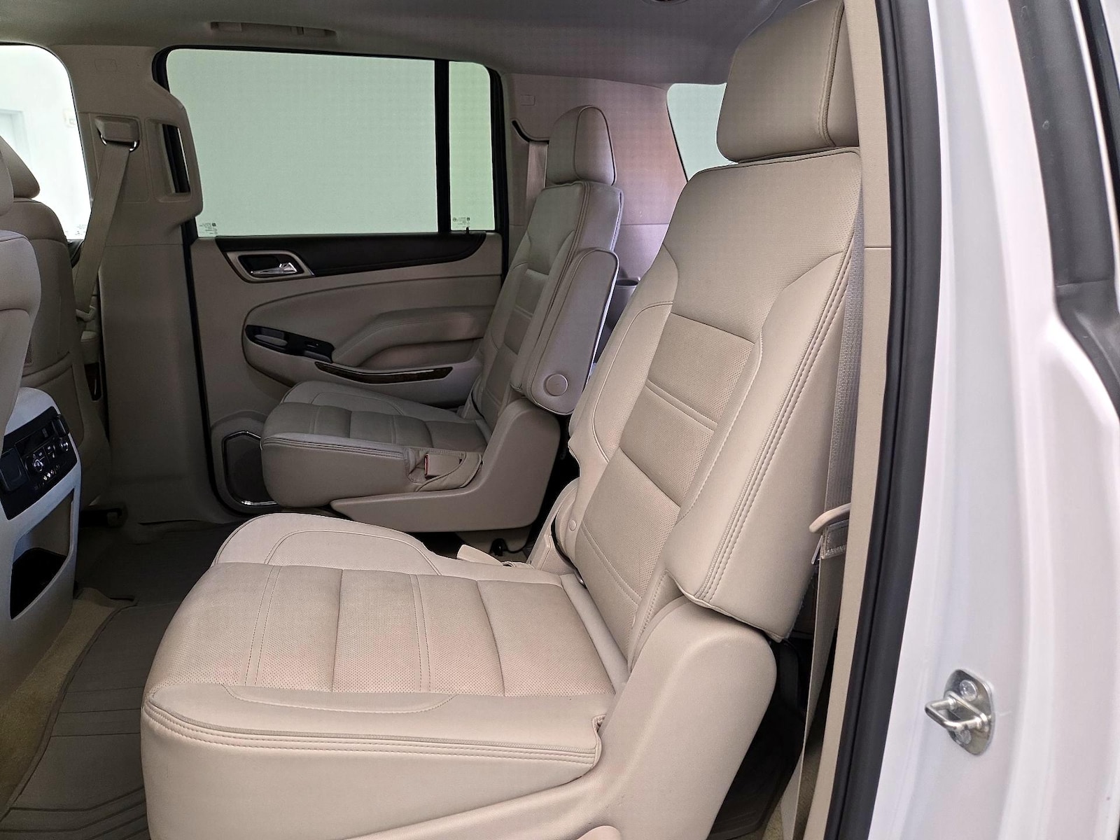 Rear Air Conditioning
