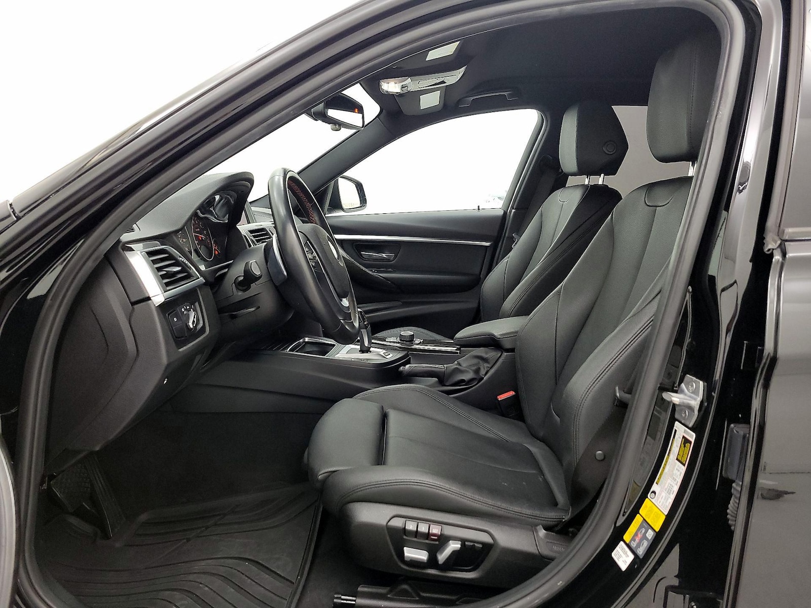 Power Seat(s) & Side Airbags