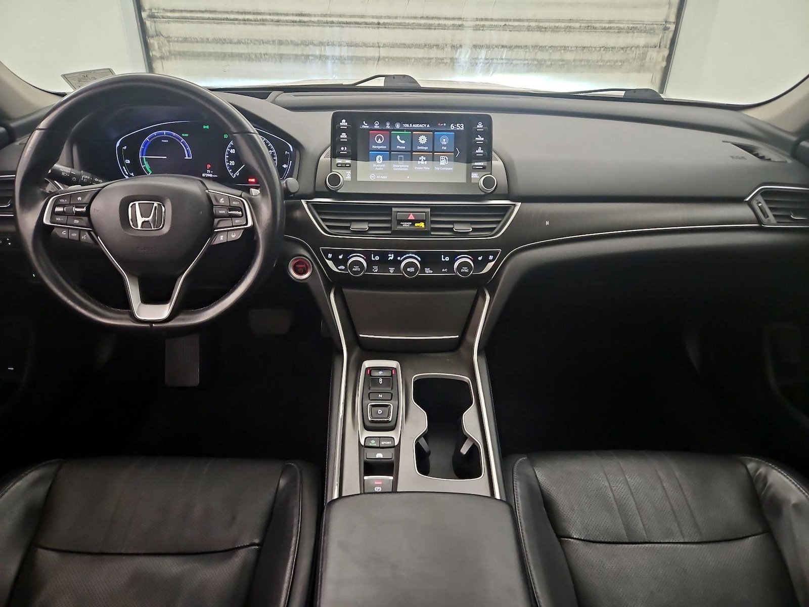 Apple CarPlay® & Android Auto™