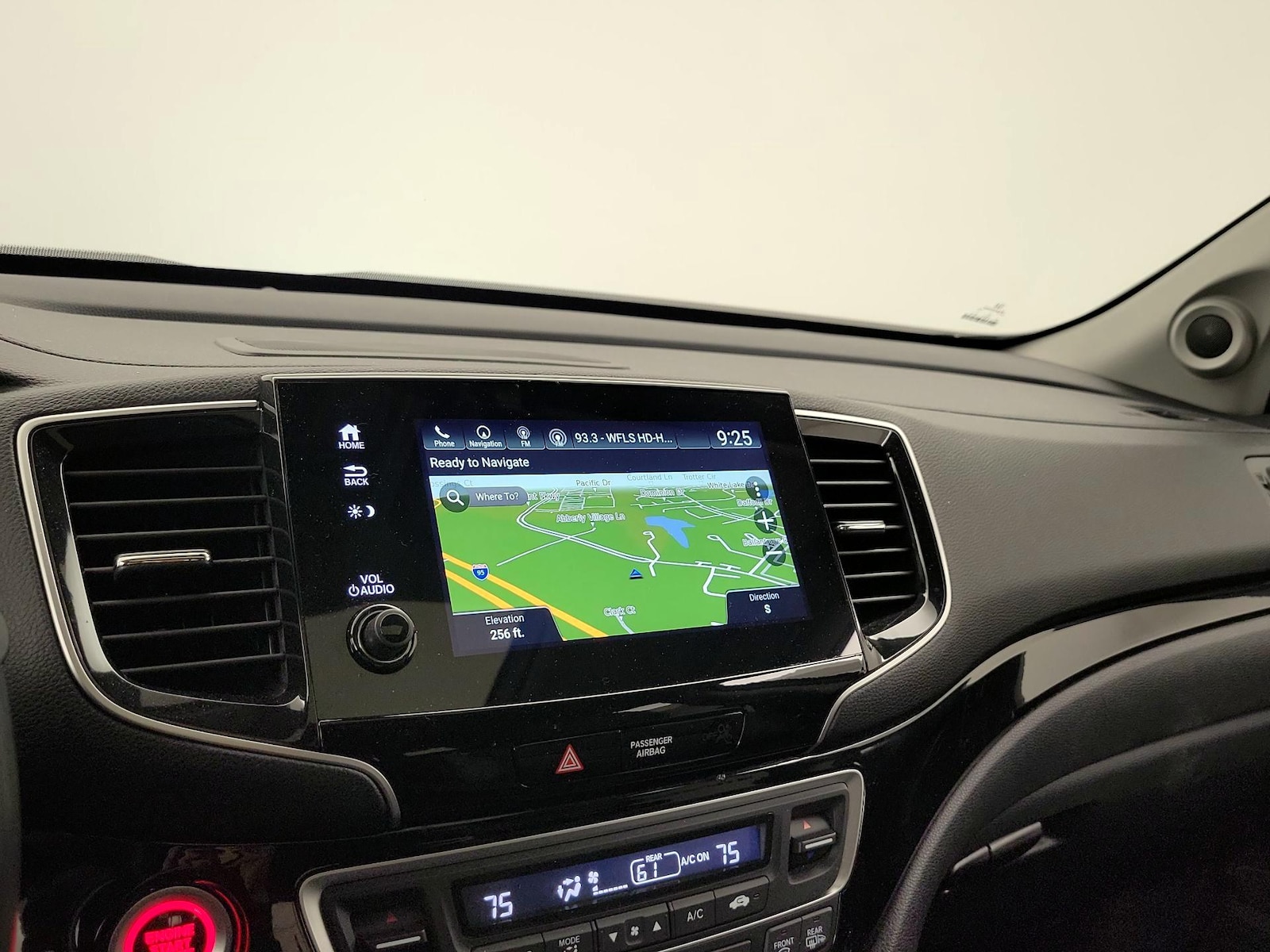 2020 Honda Pilot Touring - Photo 15