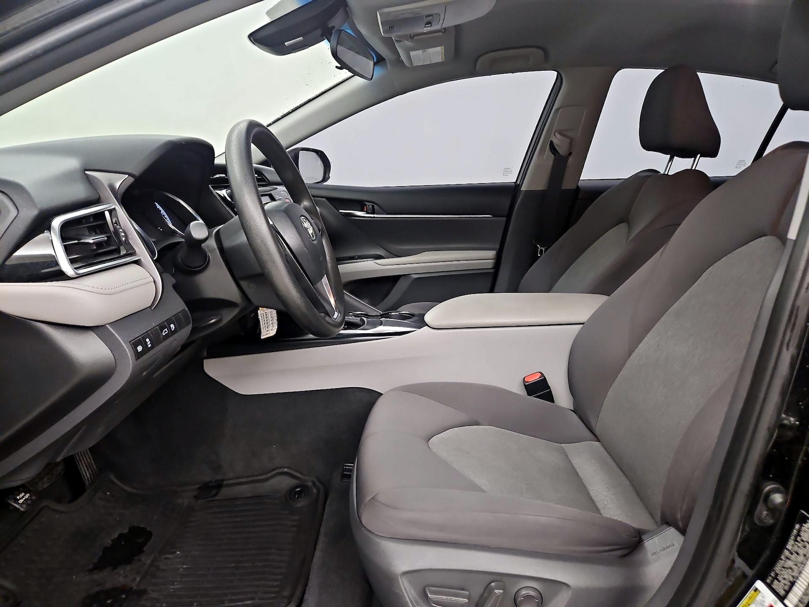 Power Seat(s) & Side Airbags