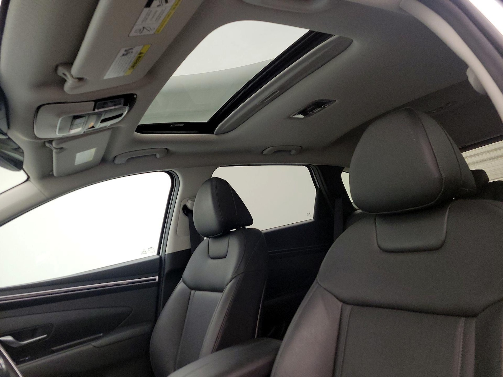 Sunroof(s) & Overhead Airbags