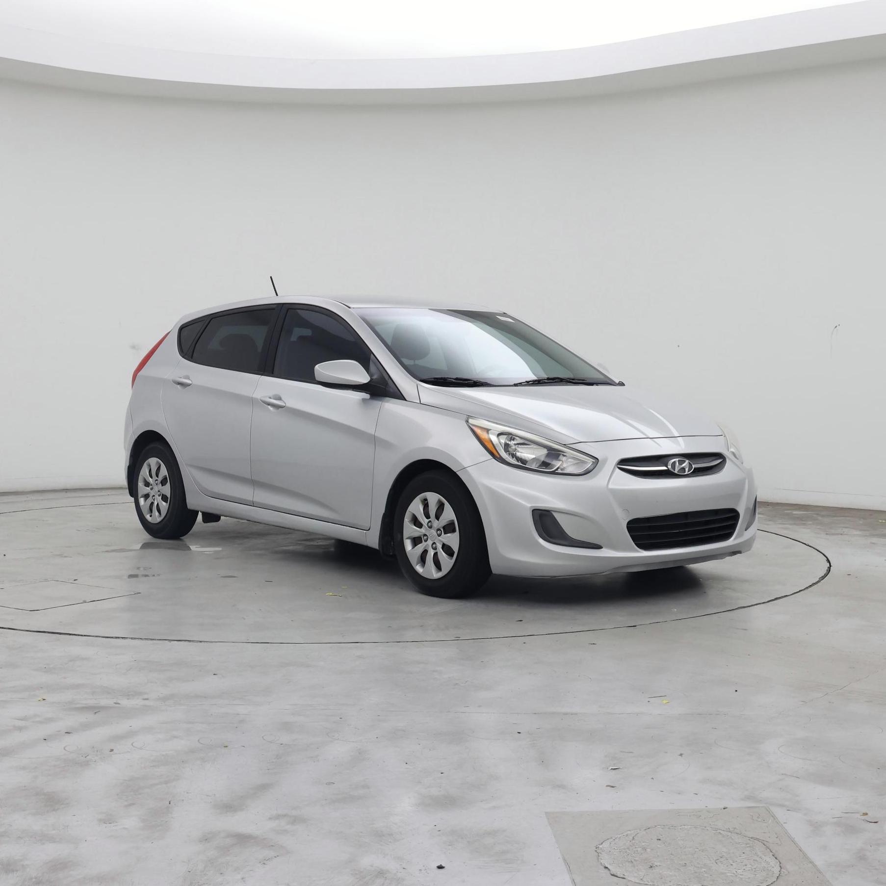 Silver 2017 Hyundai Accent Hatchback Front-Wheel Drive Automatic