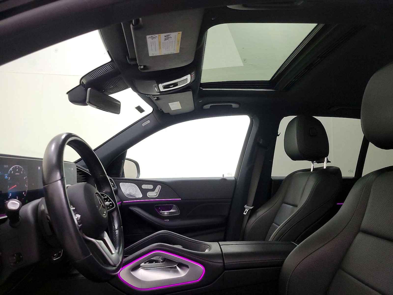 Sunroof(s) & Overhead Airbags