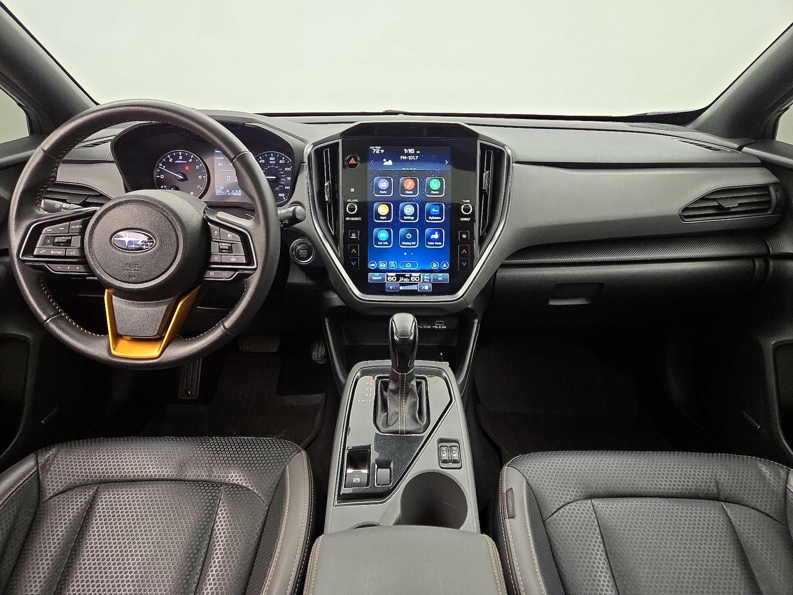 Apple CarPlay® & Android Auto™