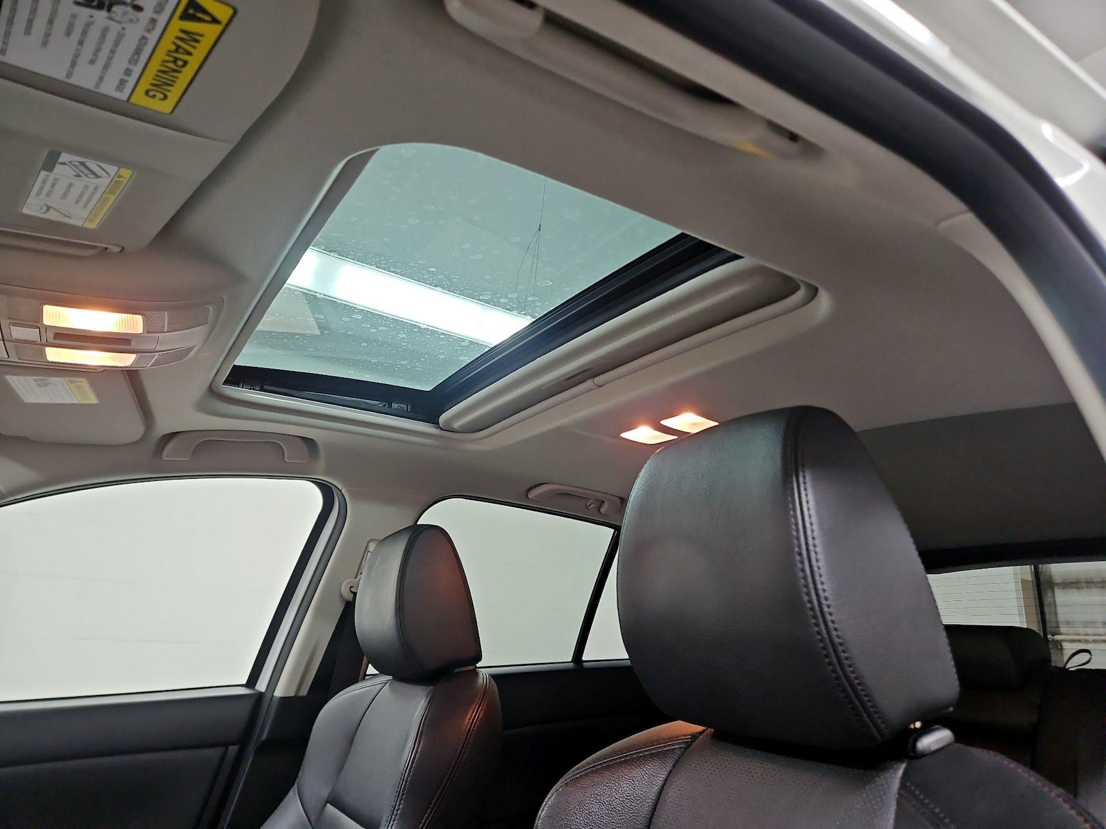 Sunroof(s) & Overhead Airbags