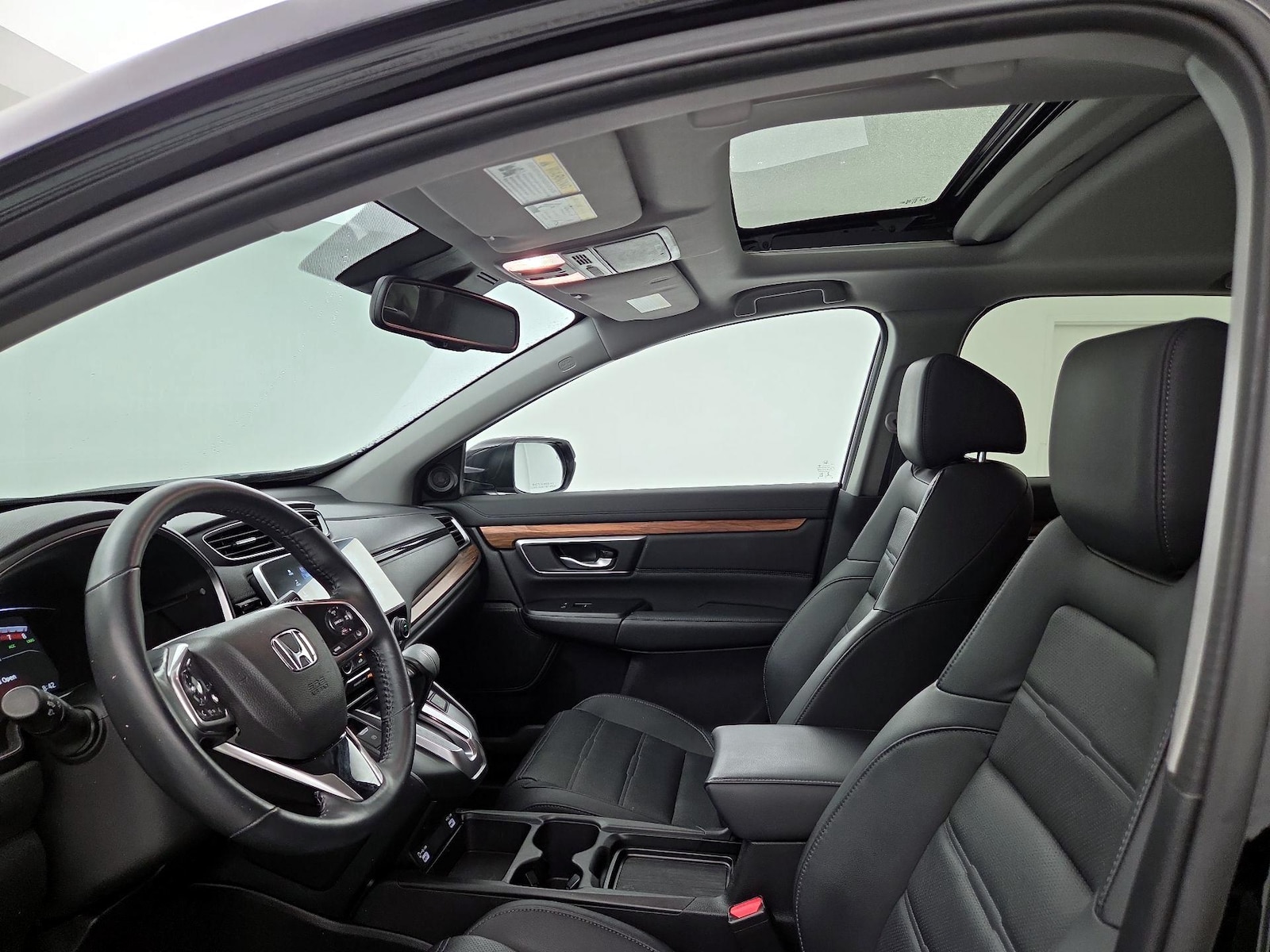 Sunroof(s) & Overhead Airbags
