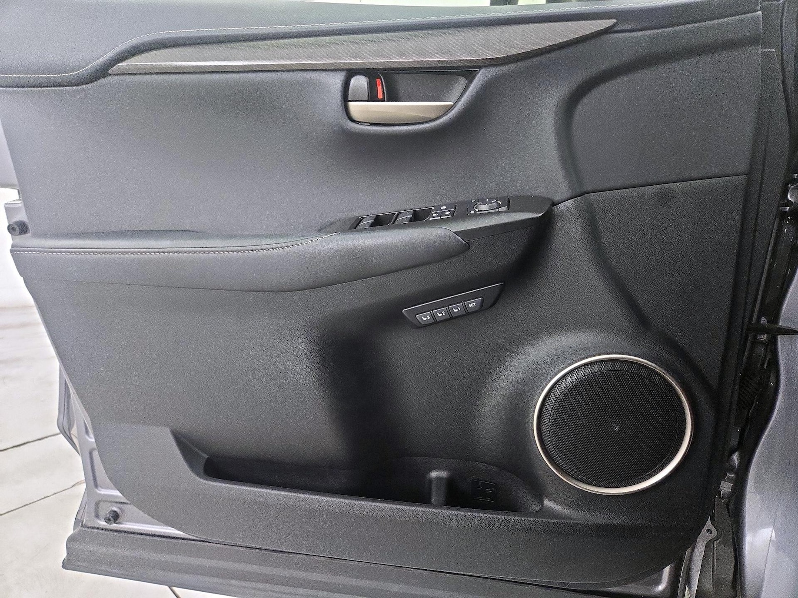 2017 Lexus NX 200t - Photo 13
