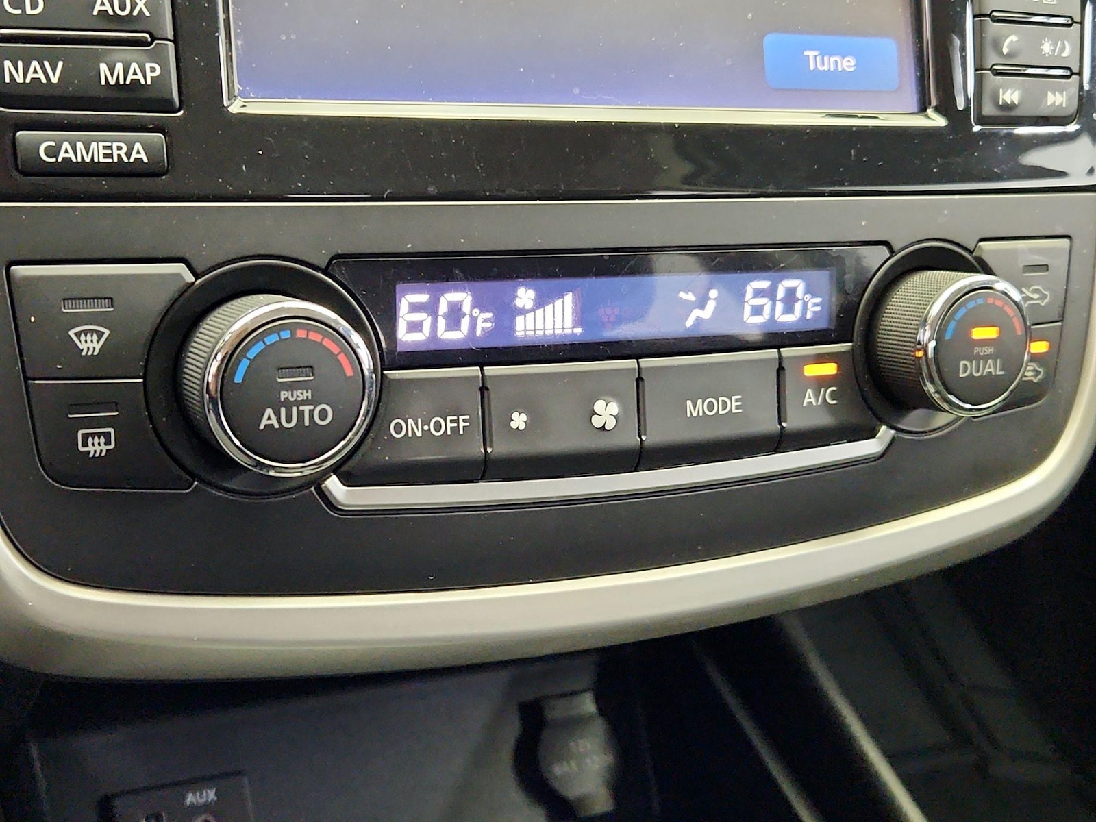 2017 Nissan Altima SL - Photo 18