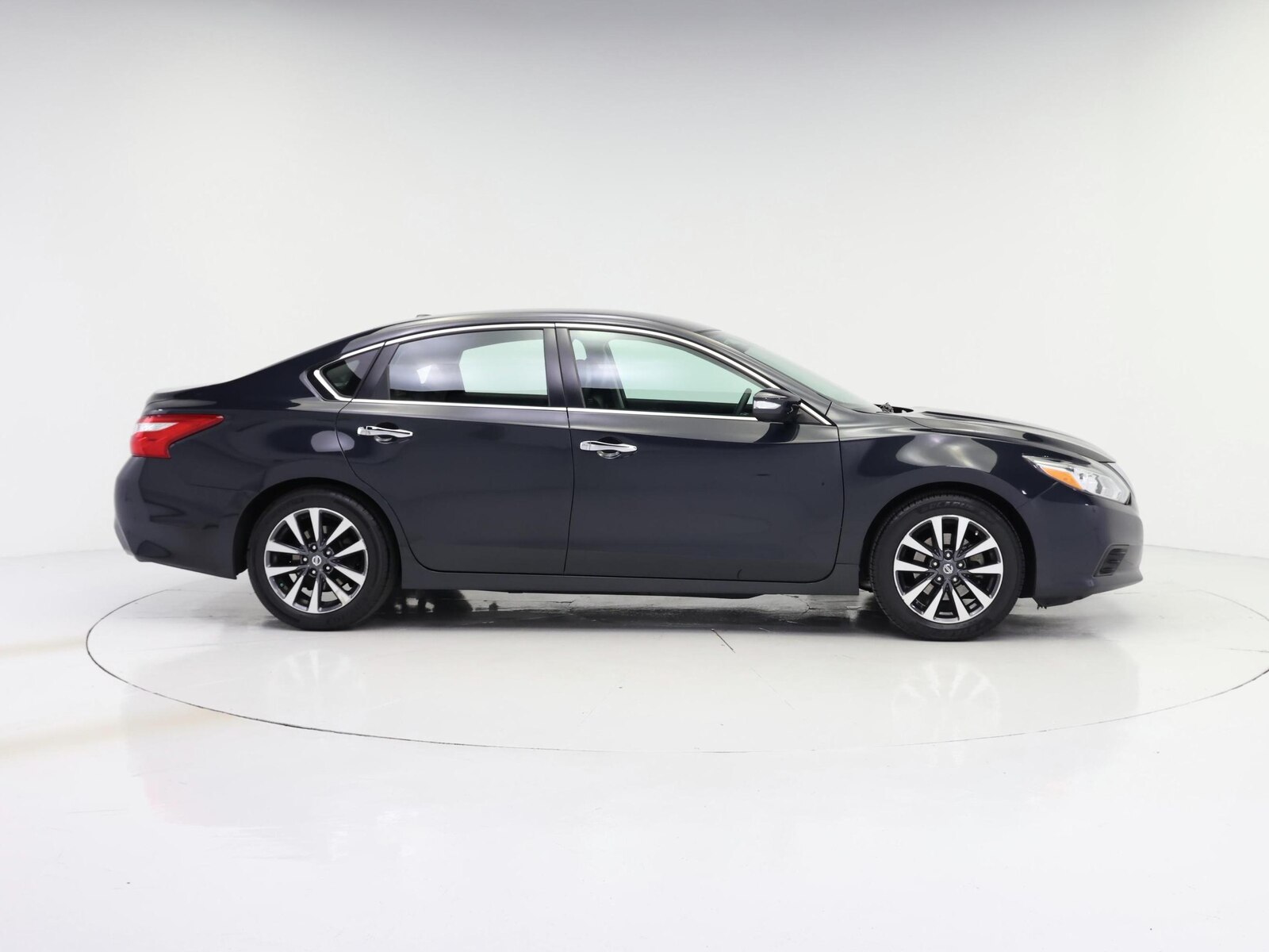 2017 Nissan Altima SL - Photo 8