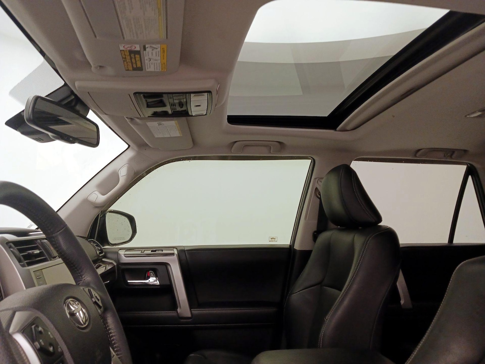 Sunroof(s) & Overhead Airbags