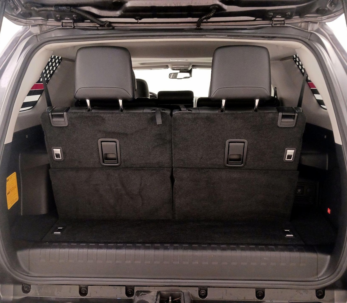 Trunk/Cargo (Seats Up)