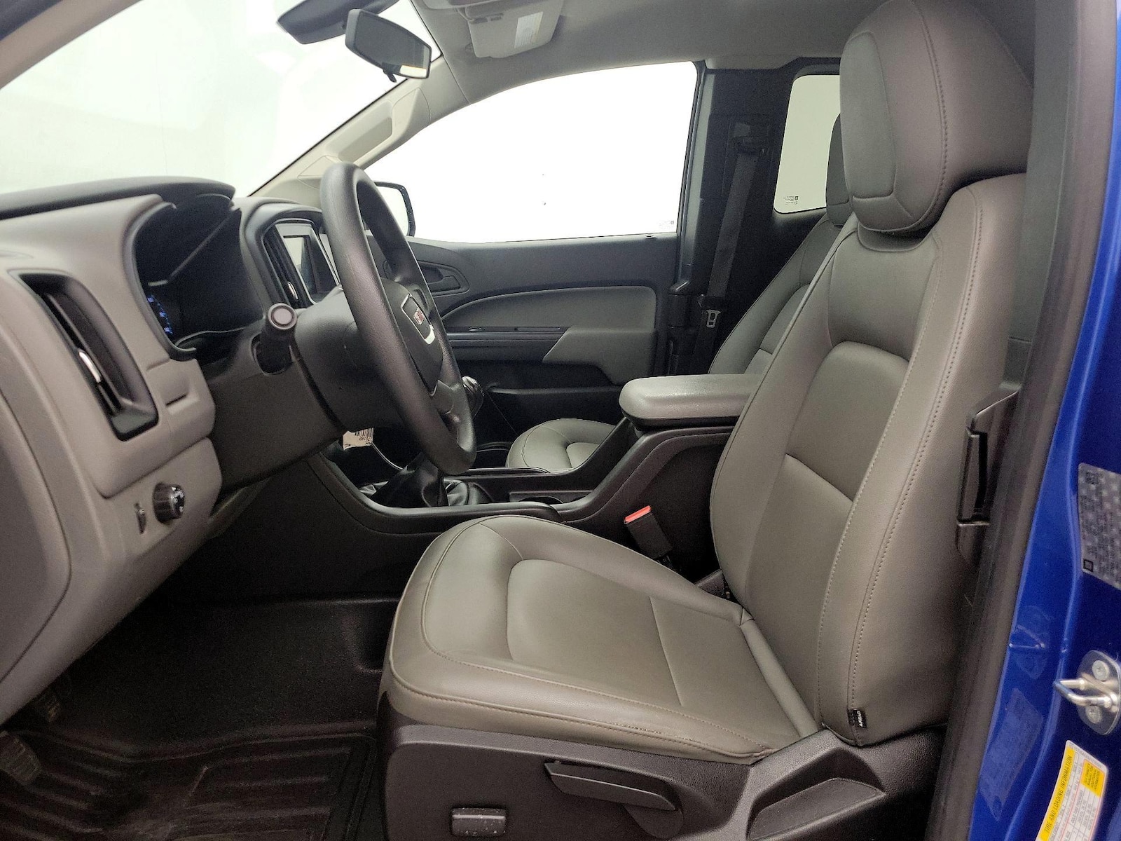 Power Seat(s) & Side Airbags