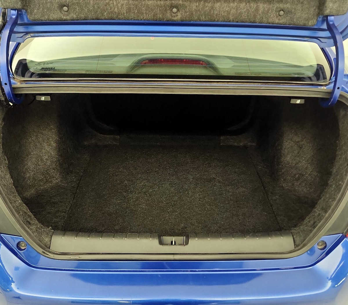 Trunk/Cargo (Seats Up)