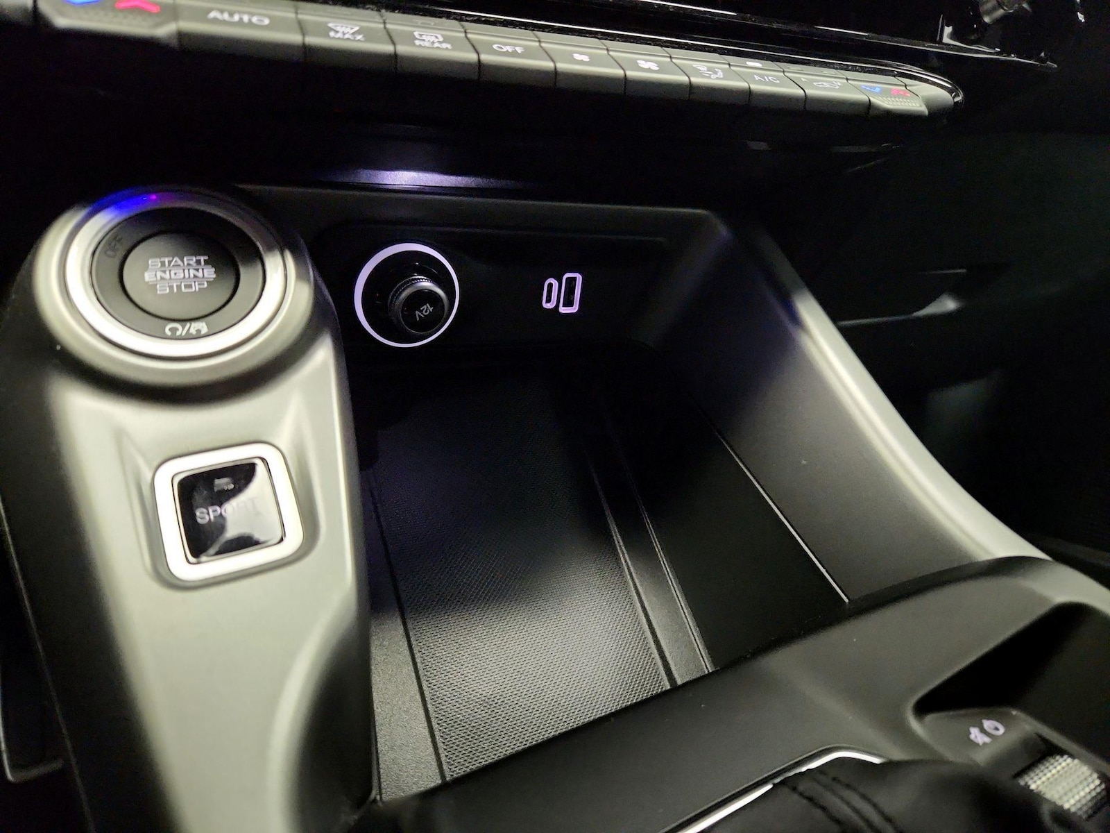 2024 Dodge Hornet R/T - Photo 19