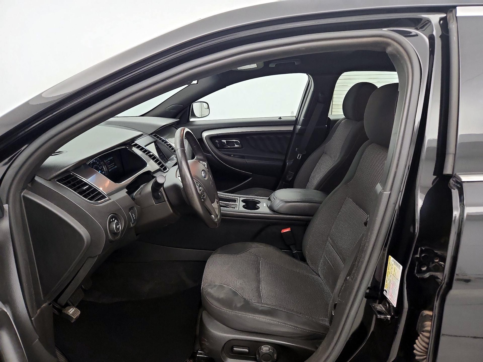 Power Seat(s) & Side Airbags